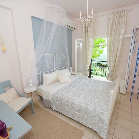 Aurora Apartment Corfu Pelekas Eksteriør billede